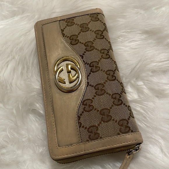 Gucci Zippy Wallet - Picture 2 of 10